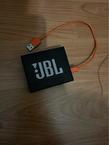 JBL Bluetooth Hoparlör