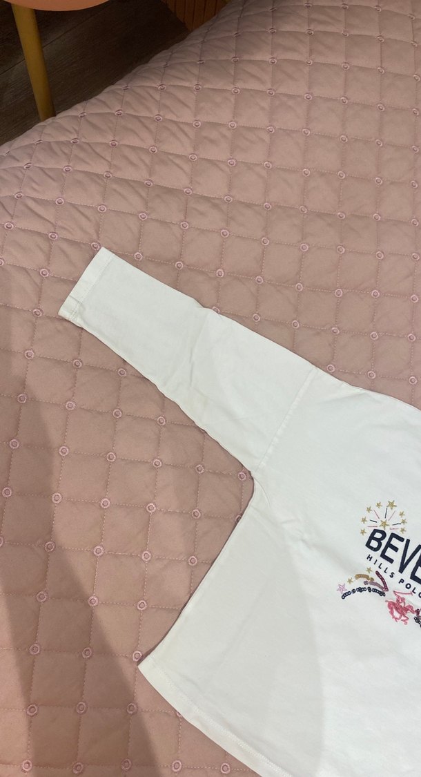 Beverly Baskılı Beyaz Kız Tişörtü - Görsel 2