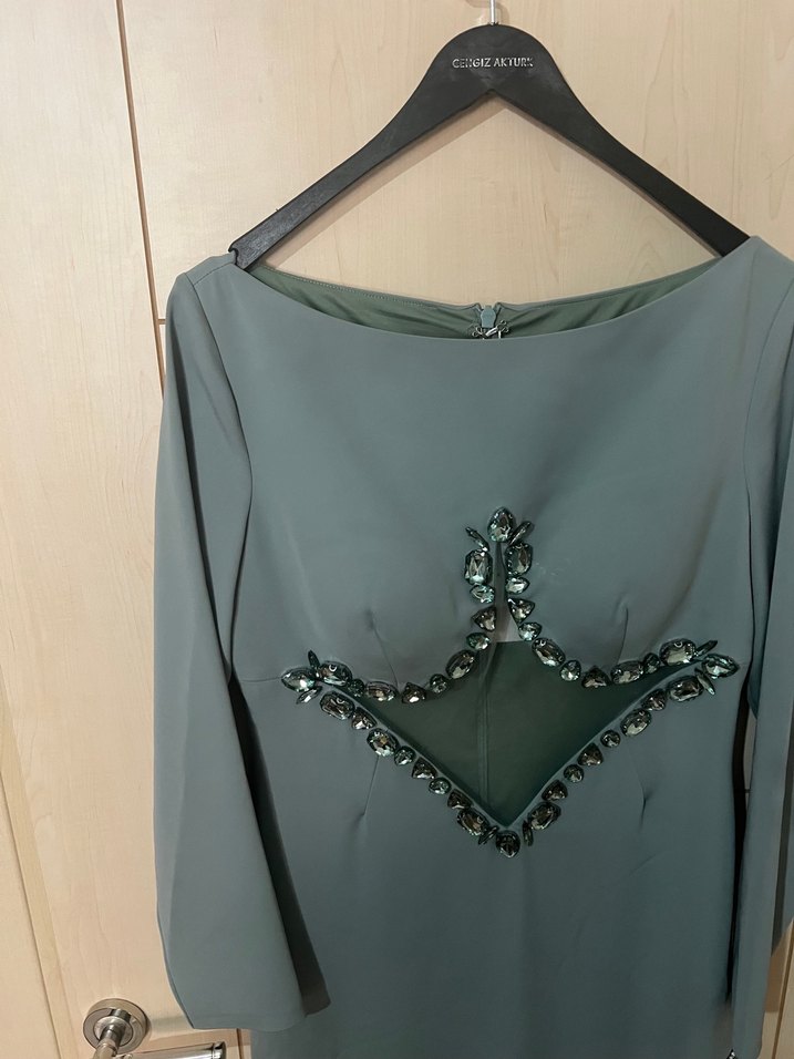 Uzun Kollu mint yeşili yeşil İşlemeli Kadın Abiye Elbise gece - Görsel 4