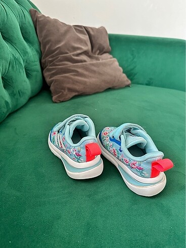22 Beden Adidas