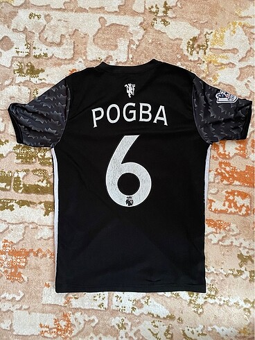 Adidas Pogba forması