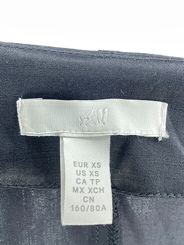 xs Beden siyah Renk H&M Bluz %70 İndirimli.