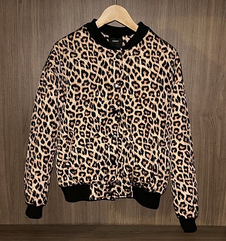 s Beden Forever21 Leopar Desenli Ceket