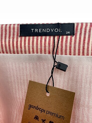 34 Beden çeşitli Renk Trendyol & Milla Mini Etek %70 İndirimli.