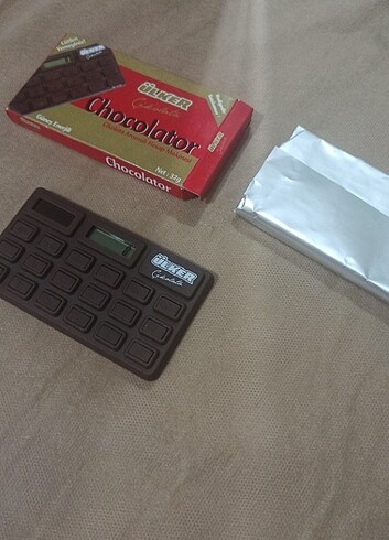 Beden Renk ÜLKER CHOCOLATOR HESAP MAKİNESİ