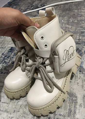 Kız çocuk bot - Görsel 3