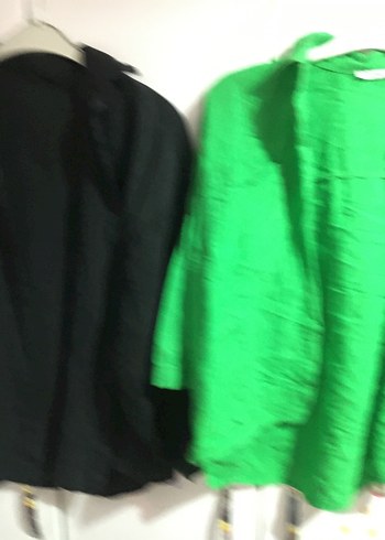 s Beden yeşil Renk 2 adet gömlek