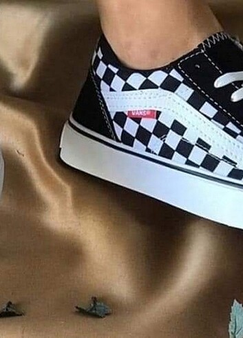 VANS OLD SKOOL 