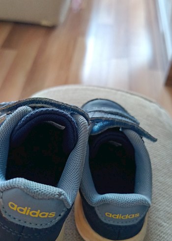 21 Beden Adidas Erkek Çocuk Mavi Gri Velcro Spor Ayakkabı