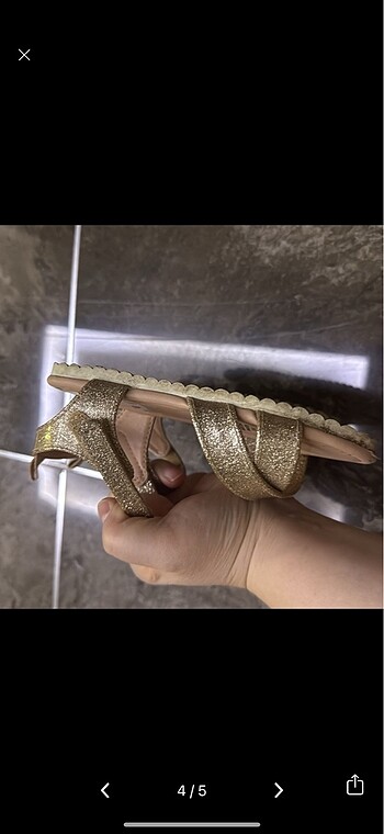 26 Beden altın Renk H&M kız çocuk sandalet