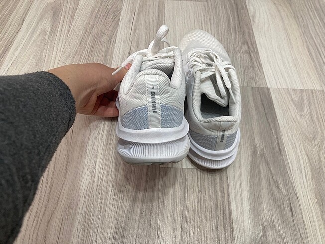 37,5 Beden beyaz Renk Nike Spor Ayakkabı