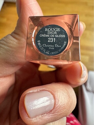 Beden ORIJiNAL DIOR rouge dior creme gloss 231