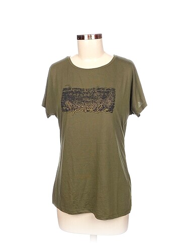 Koton T-shirt %70 İndirimli.