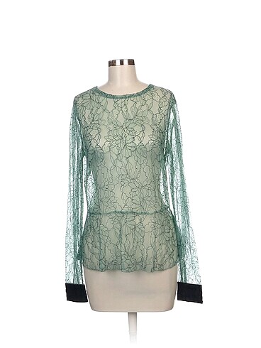 Zara Bluz %70 İndirimli.