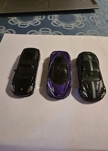  Beden Hot Wheels