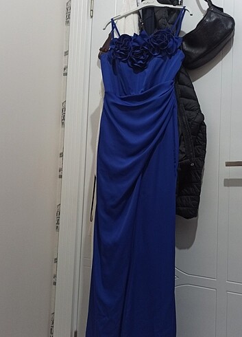 38 Beden Saks Mavisi Abiye