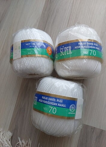 Altınbaşak 70 numara dantel ipi 100 gram. 