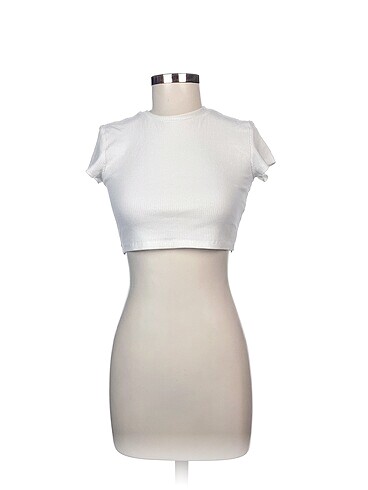 Koton T-shirt %70 İndirimli.