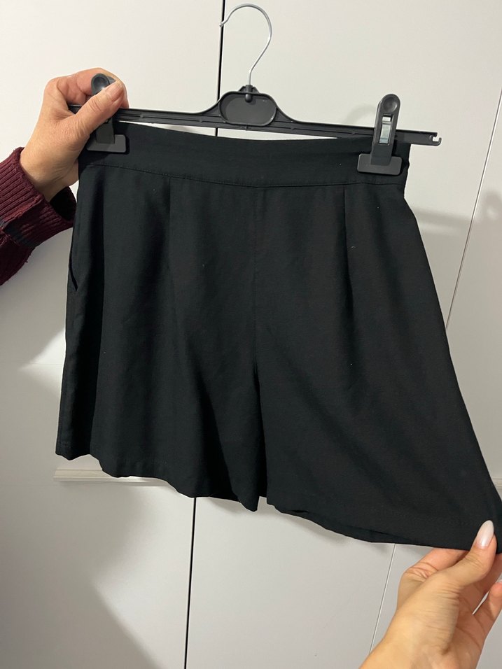 Düğmeli Siyah Mini Etek - Görsel 3