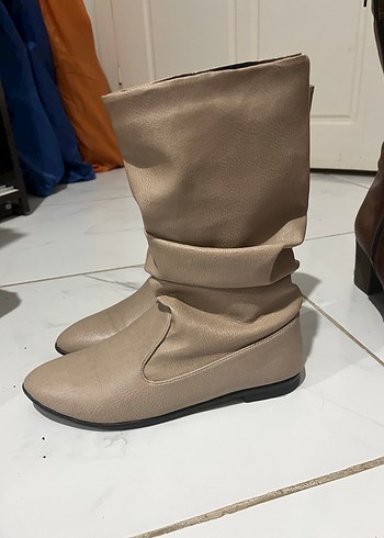 Bej Deri Kadın düz taban Bot - Görsel 3