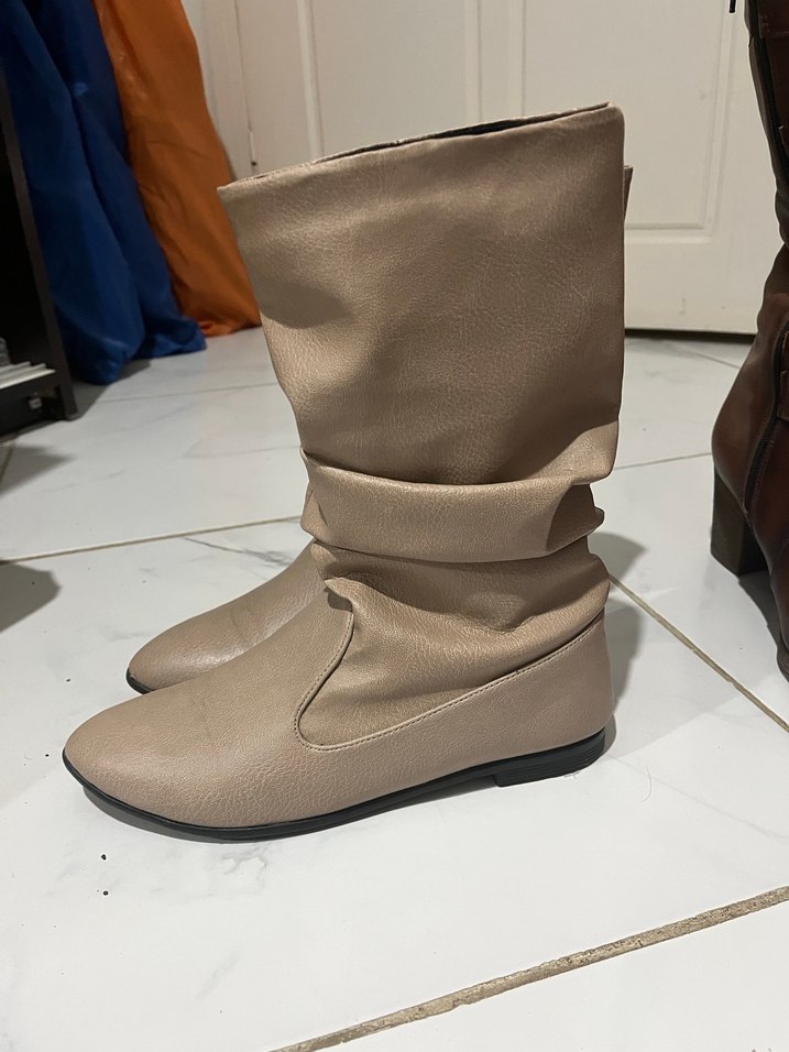 Bej Deri Kadın düz taban Bot - Görsel 3