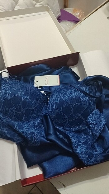 Pierre Cardin İpek gecelik seti ikil kullanılmamış temiz