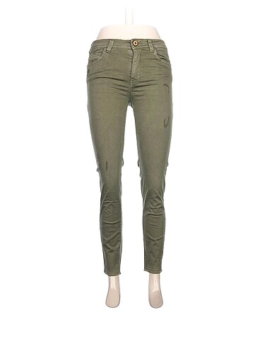 Zara Düz Kesim %70 İndirimli.