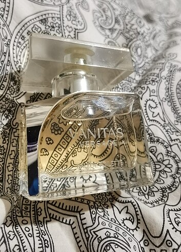 Vanitas Versace