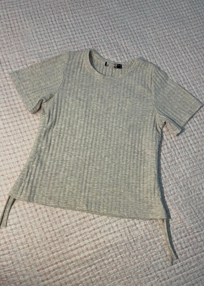 Kadın crop - Görsel 2