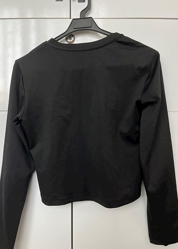 Siyah Uzun Kollu Crop Top - Görsel 2