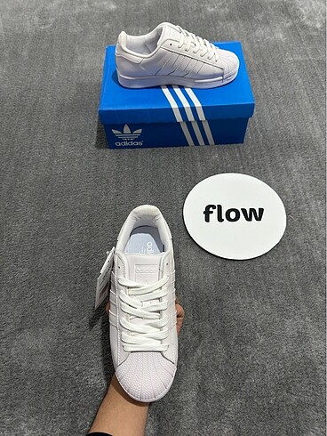 39 Beden Adidas Superstar White