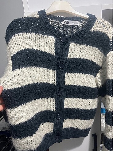 m Beden ZARA TRİKO HIRKA