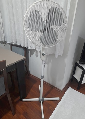 TESCO GÜÇLÜ AYAKLI VANTİLATÖR