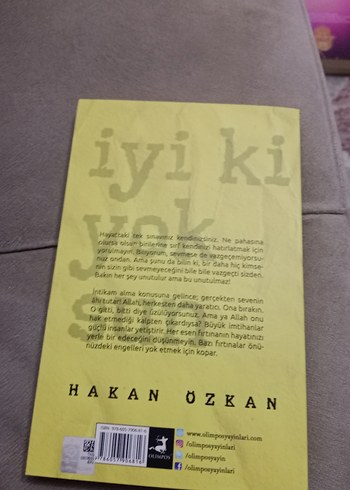 İyi Ki Yoksun - Hakan Özkan