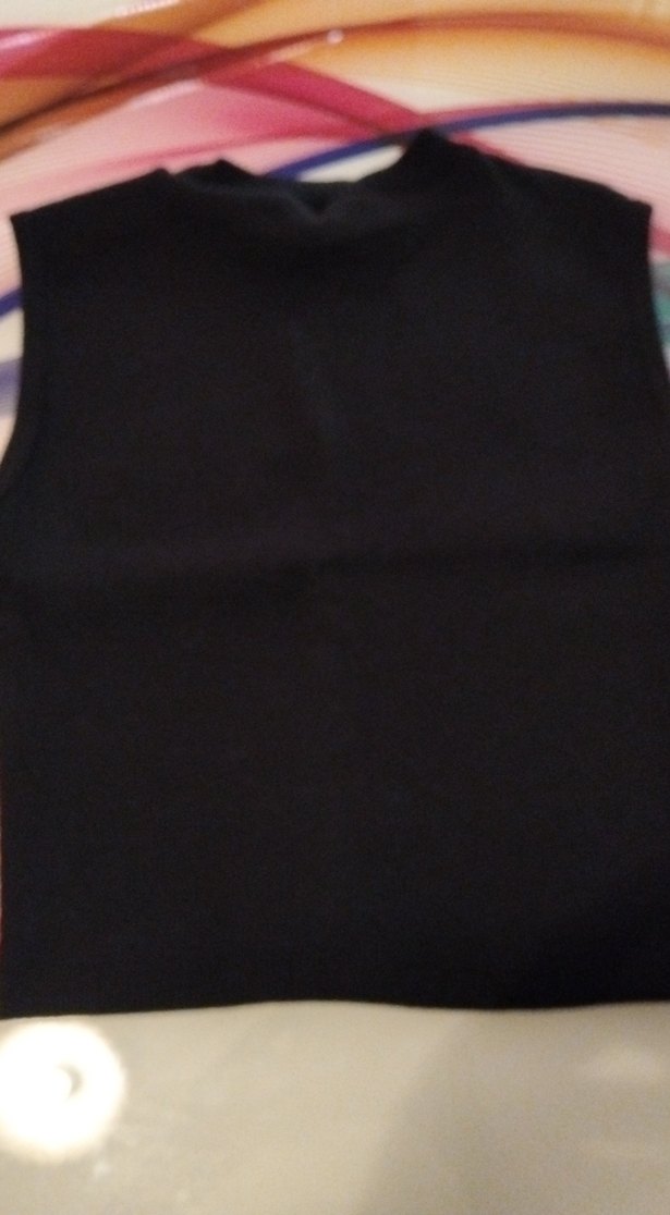 Siyah Kolsuz Dar Kesim krop - Görsel 2