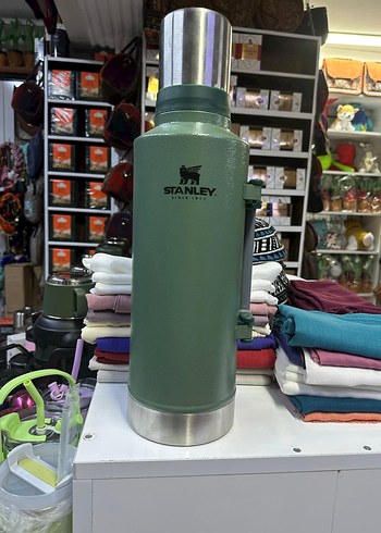 Diğer Stanley Classic Termos Şişe 1L Khaki