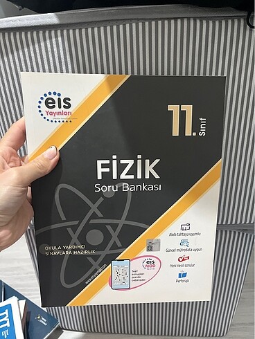 11. Sınıf Fizik ? EİS Yayınları (Hiç Kullanılmamış)