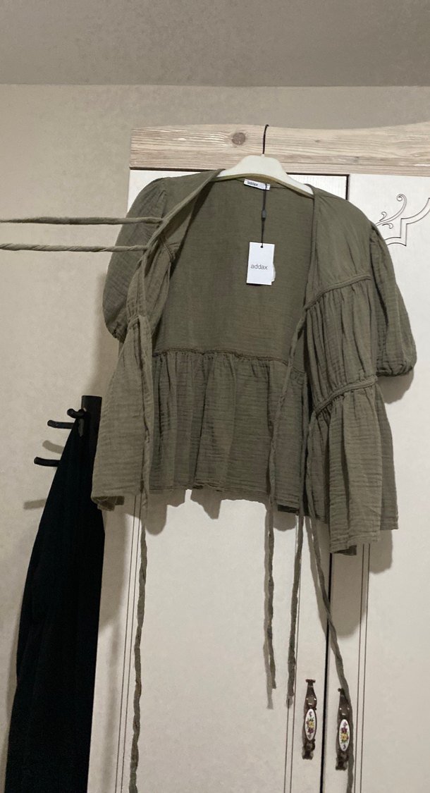 Kemerli Kısa Kesim Bohem Keten Bluz - Görsel 3