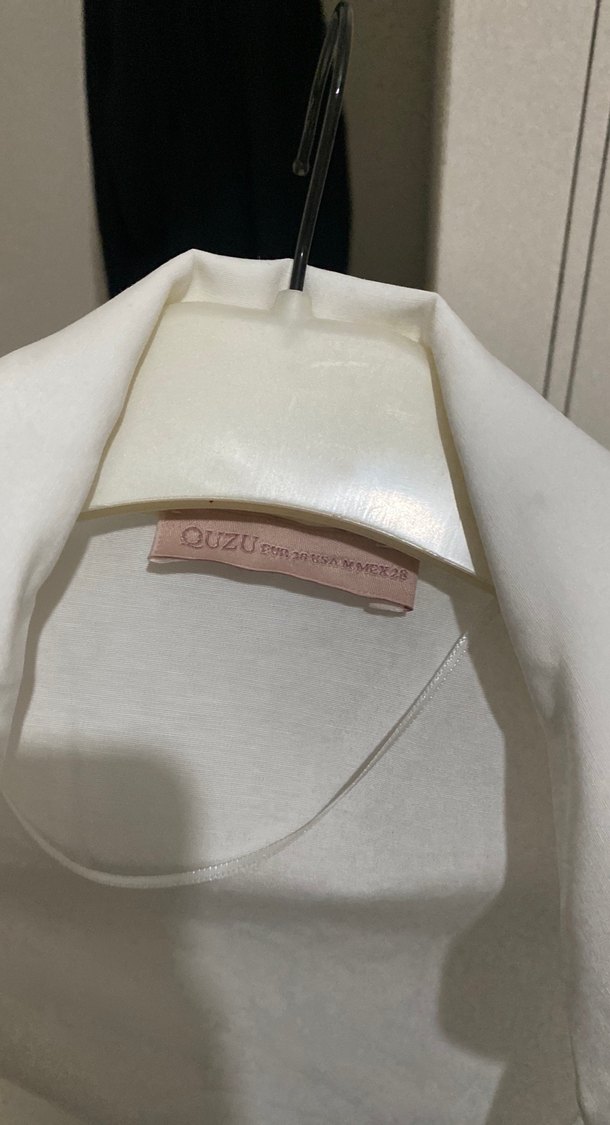 Kolsuz Beyaz Keten Kemerli Mini Gömlek - Görsel 4