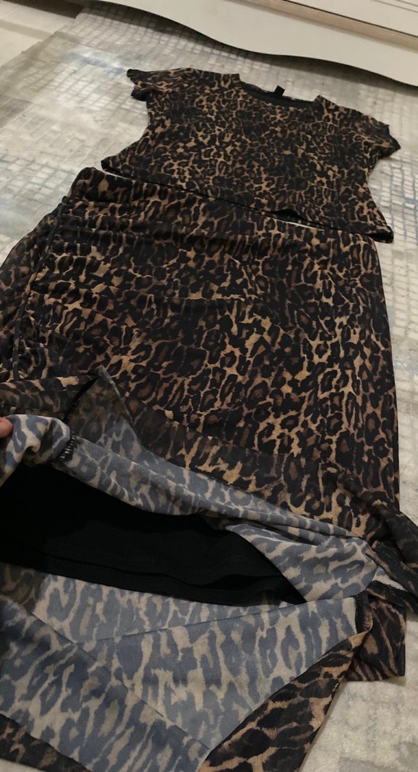 Kahverengi Yılan Desenli Uzun Drapeli Etek - Görsel 2