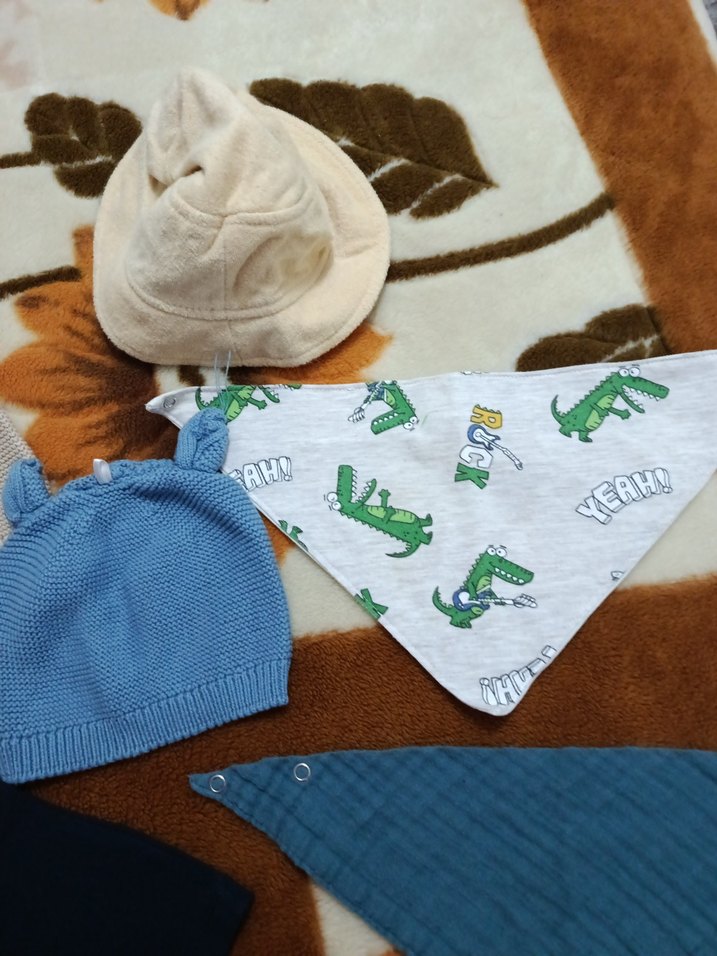 Mavi Kapüşonlu Bebek Triko bere Takım - Görsel 3