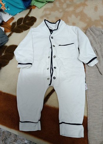 Düğmeli Beyaz Bebek Tulum Seti - Görsel 2