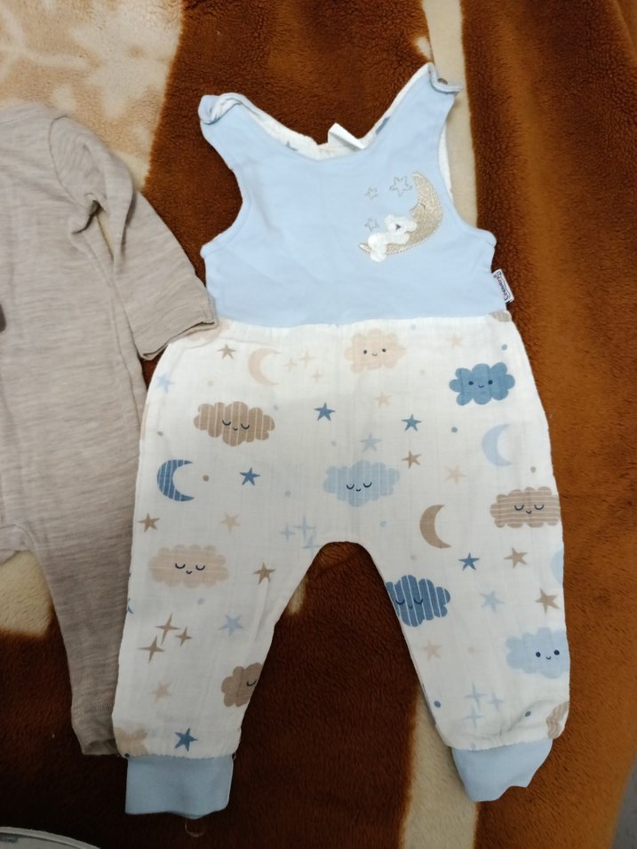 Düğmeli Beyaz Bebek Tulum Seti - Görsel 4