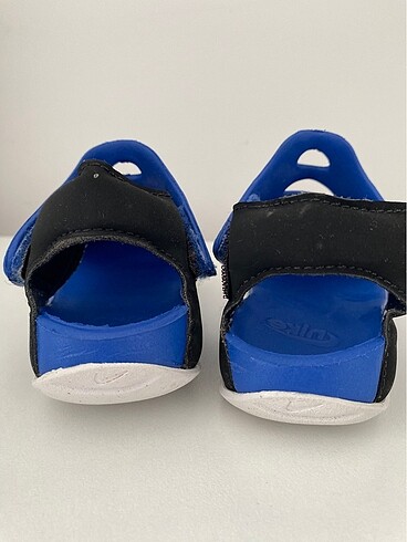 22 Beden Nike Sandalet
