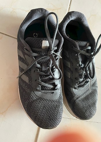 Adidas bayan spor ayakkabı