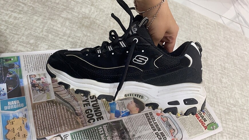 39 Beden siyah Renk Skechers D lites