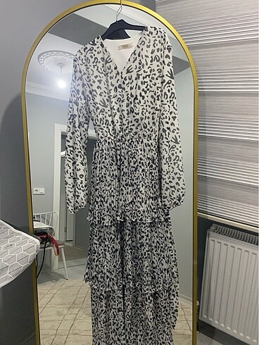 Diğer DESENLİ KAT KAT ELBİSE