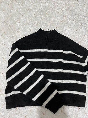 s Beden H&M crop cızgılı kazak
