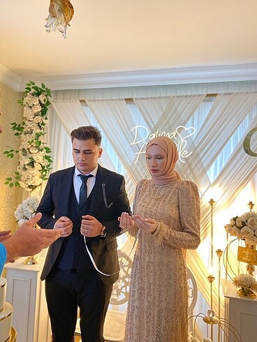 Satılık Taşlı Elbise