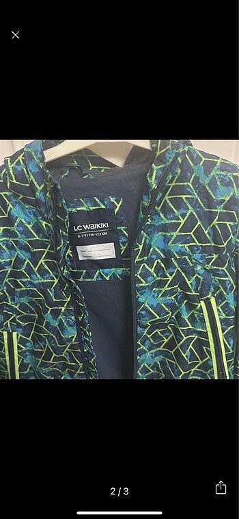 LC Waikiki Şcw yağmurluk